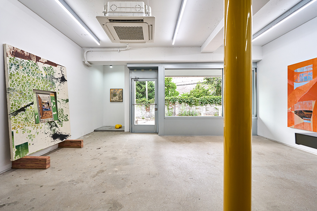 8월 기획전 ≪나비꿈≫ 1층 전시전경(16) - A-Lounge Contemporary