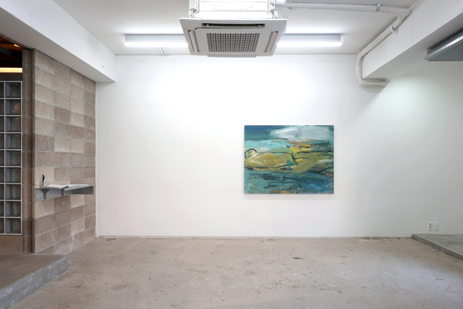 한성우 ≪지평선을 맴돌며≫ 1층 전시전경(2)- A-Lounge Contemporary