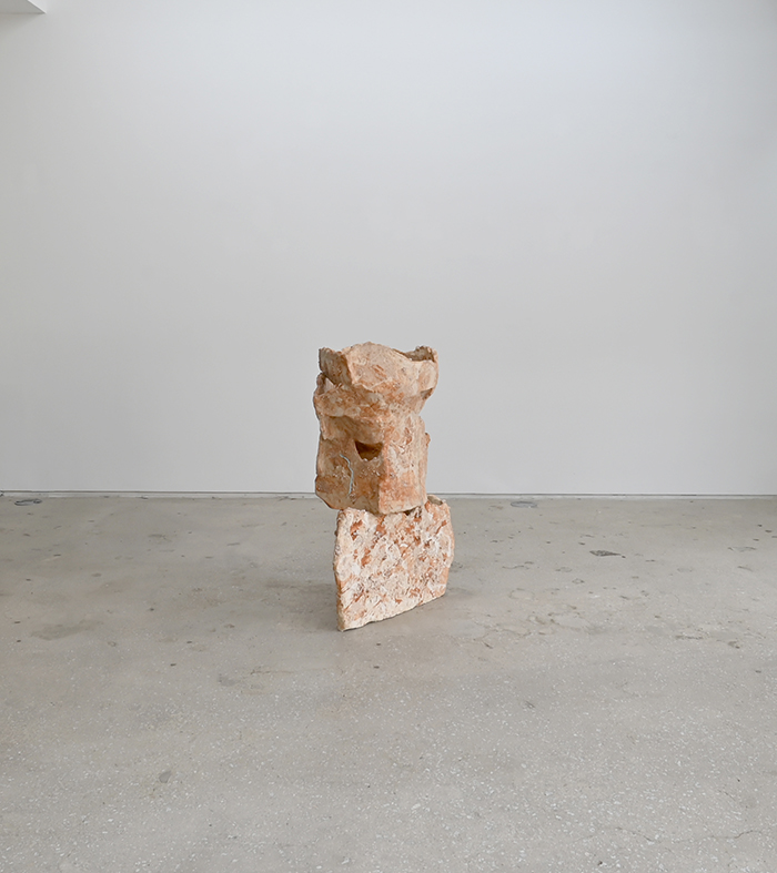 강동주, 문이삭, 한성우 ≪흔적의 깊이≫ 1층 전시전경 - A-Lounge Contemporary (6)