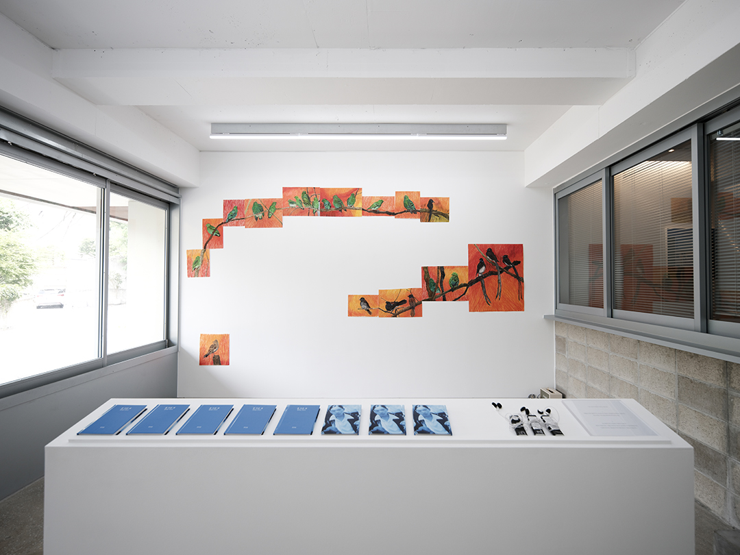 흑표범 ≪좀 다른 새≫ 1층 전시전경 - A-Lounge Contemporary (2)