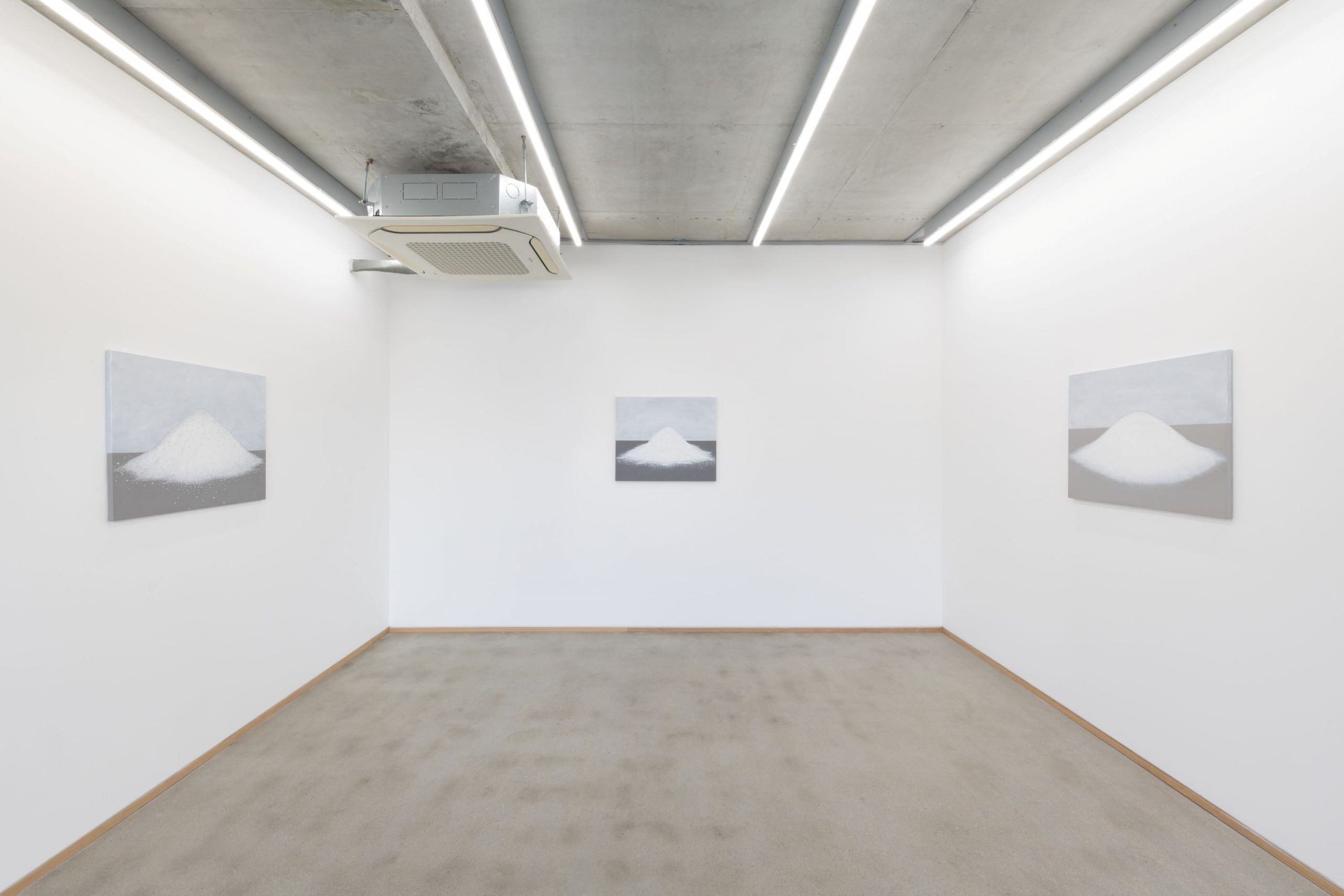 심아빈 ≪거리와 깊이 Distance & Depth≫ 2층 전시전경 - A-Lounge Contemporary (7) 저화질